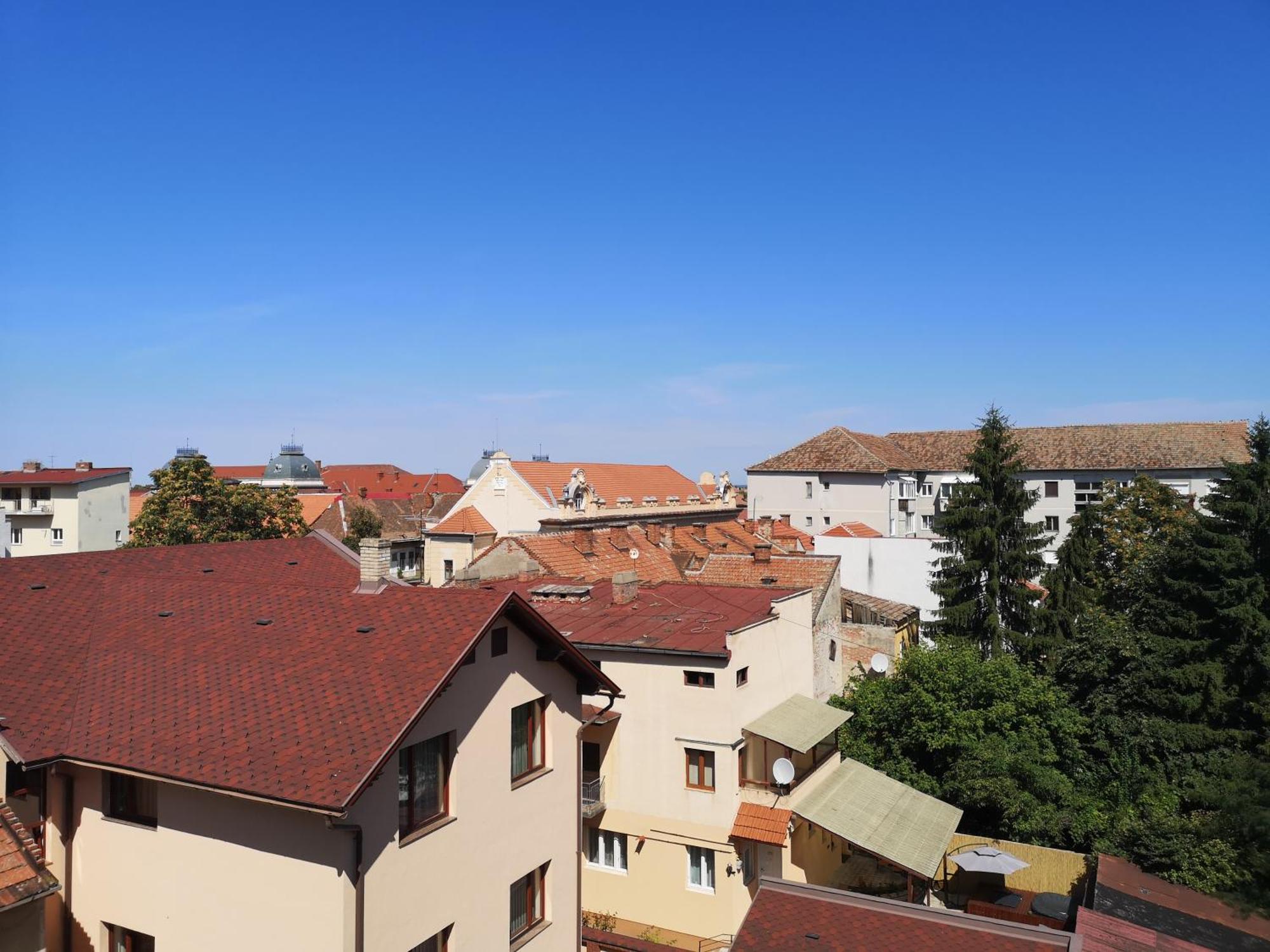Bulevard Mansards Сату-Маре Номер фото